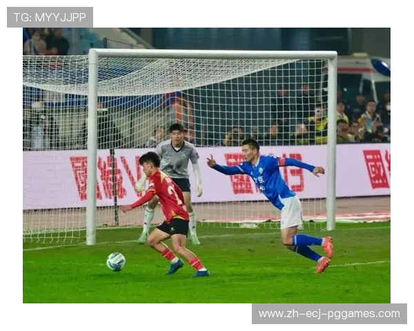 足球比赛中的技术对抗与个人能力展现 足球比赛中的技术对抗与个人能力展现